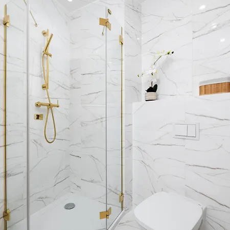 Exclusive On Kasprzaka Street Tower Bliska Wola