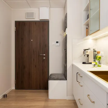 Exclusive On Kasprzaka Street Tower Bliska Wola Varsovie