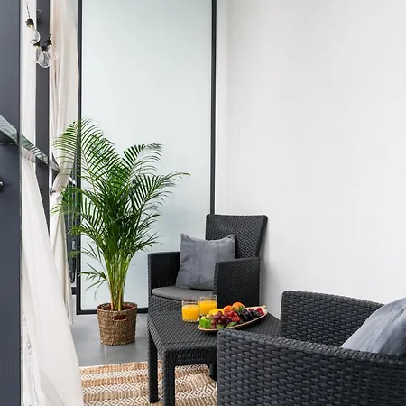 Exclusive On Kasprzaka Street Tower Bliska Wola Appartement Varsovie