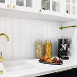 Exclusive On Kasprzaka Street Tower Bliska Wola Appartement Warschau